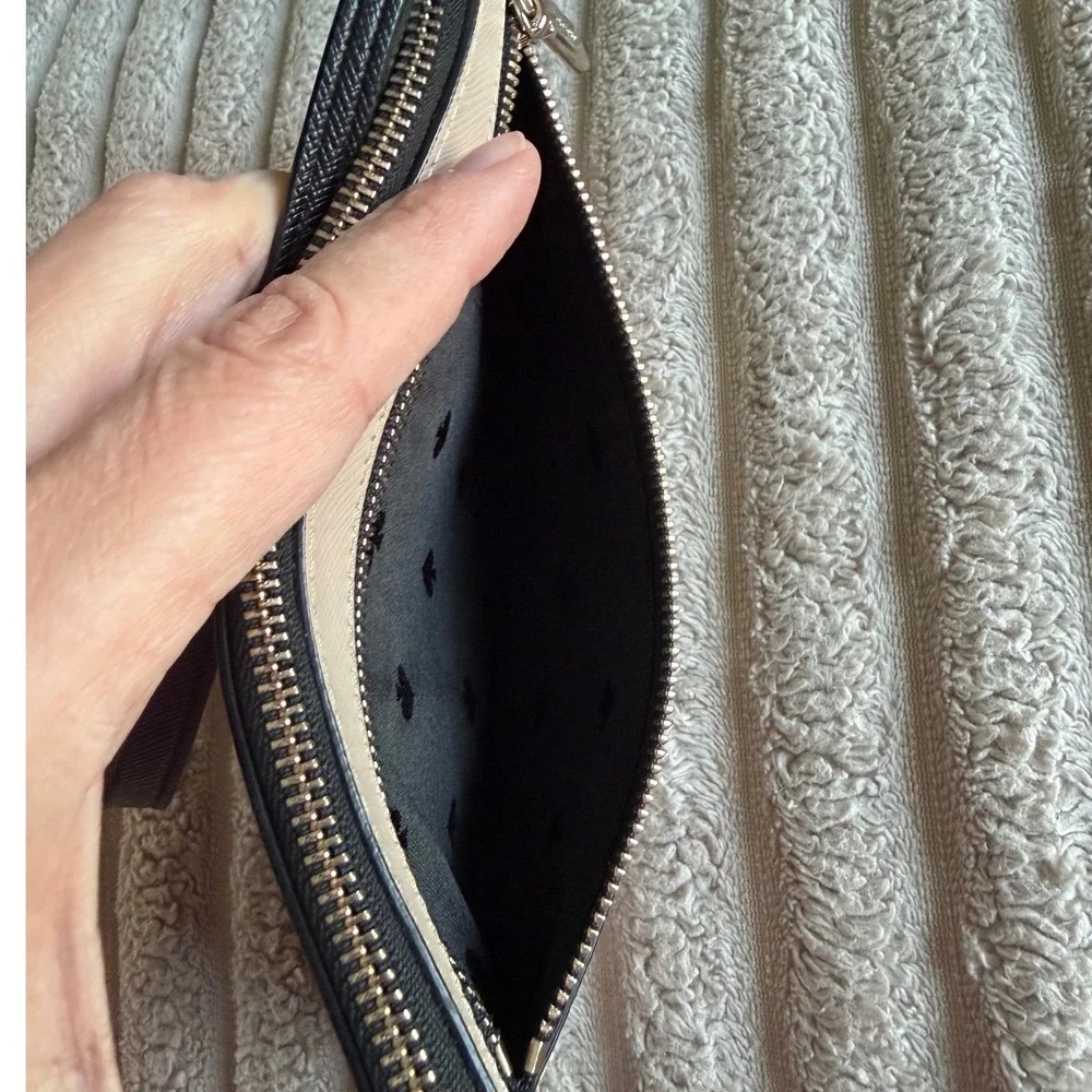 Kate Spade New York Saffiano Leather Wristlet Pouch Black Beige Colorblock